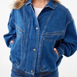 New Universal Thread relaxed-fit denim bomber jacket Size XS, M